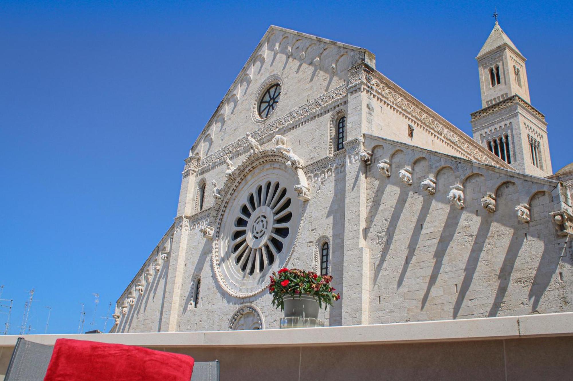 Vista Cattedrale - Super Attico Nel Centro Storico Bari Exterior foto